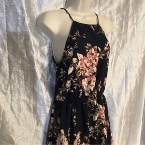 Lulu’s SZ S GUC Feel the music dress,floral,high neck maxi, elastic waist
